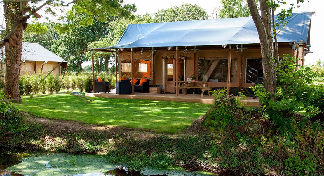 glamping tent groot met sanitair