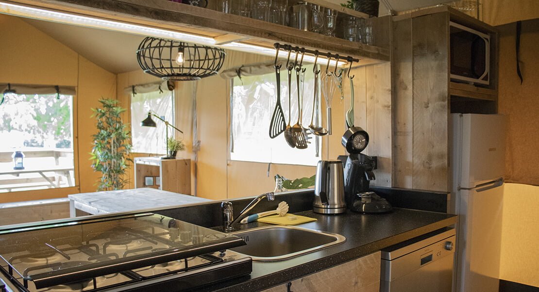 ingerichte glamping tent kopen