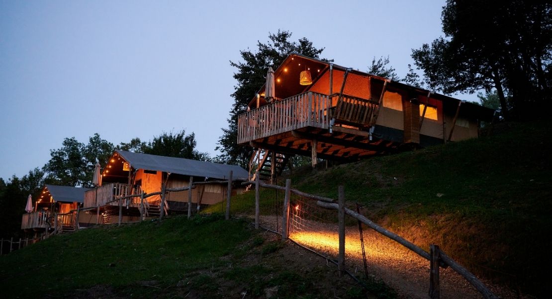 Glamping Rancone Lodges Outstanding